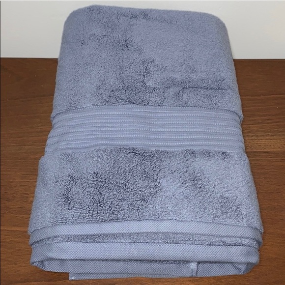 Calvin Klein 100% Cotton Luxurious Bath Towel - Picture 15 of 16